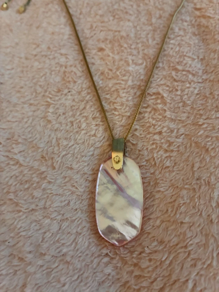 Ожерелье позолоченное Kendra Scott Rae перламутровая подвеска 14 карат 32 дюйма - Изображение 2 из 4