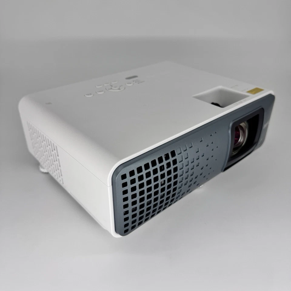 READ BenQ TK710STi 4K UHD HDR Short Throw Laser DLP  Theater Gaming Projector - Image 2 of 4