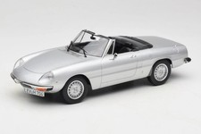 187884 Alfa Romeo 2000 Spider Silver Norev 1/18