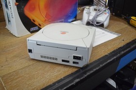 Sega Dreamcast Console In Box - Tested Working Instructions  AS PICTURED MINT