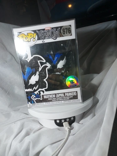 Funko Pop Marvel Venom: (Mayhem) April Parker #676 [Exclusivo de PIAB]