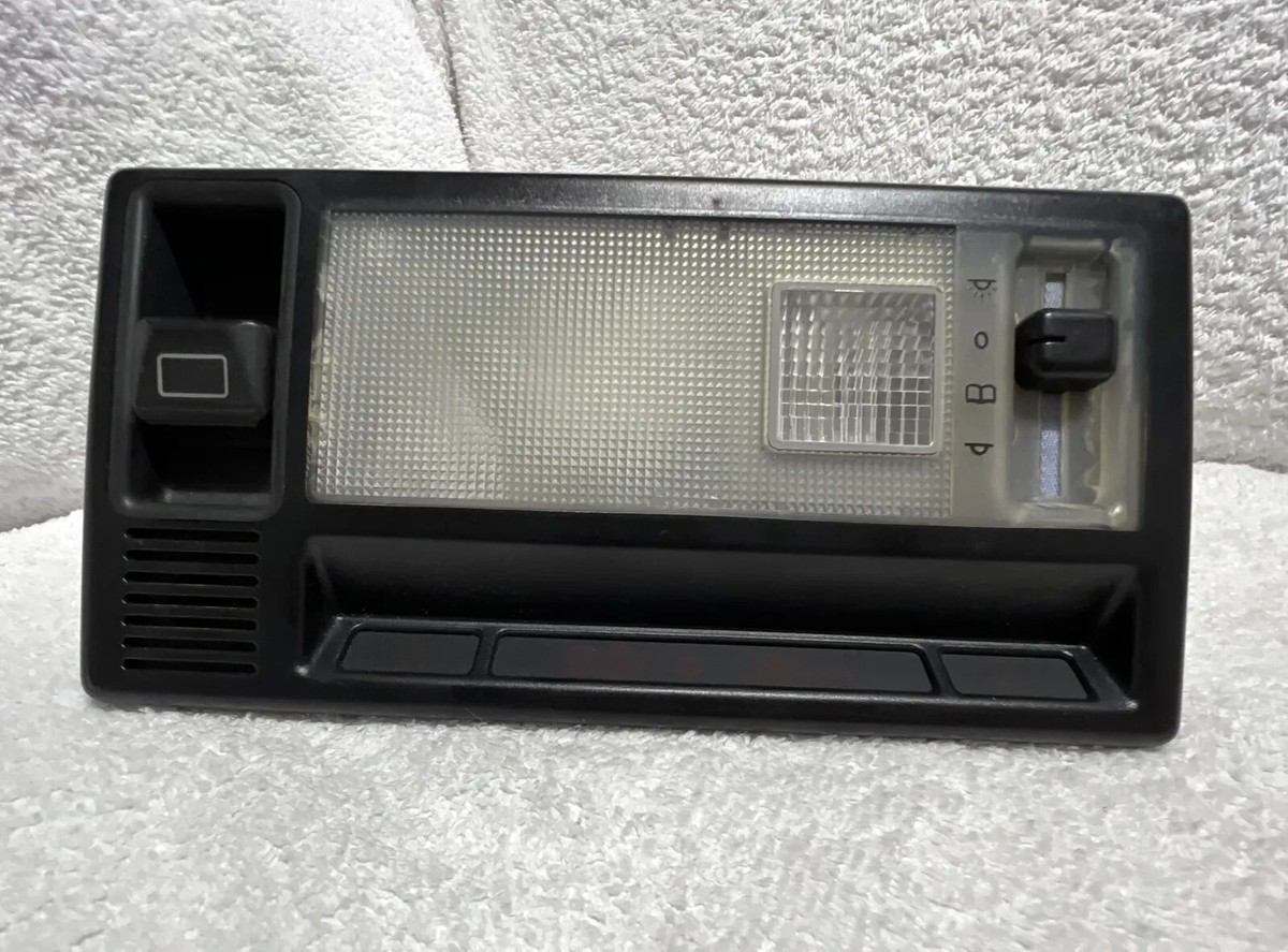 ベンツ W124 ルームランプスイッチ 中古 1248202301 ベンツ W124 ルームランプスイッチ 中古 1248202301 パーツ