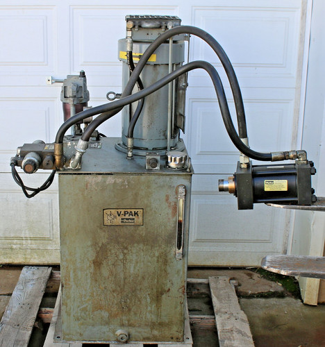 Parker V4H15NS5PAN/10 V-PAK Hydraulic Unit 40 Gal 10HP 2700 PSI 15GPM 230/460V
