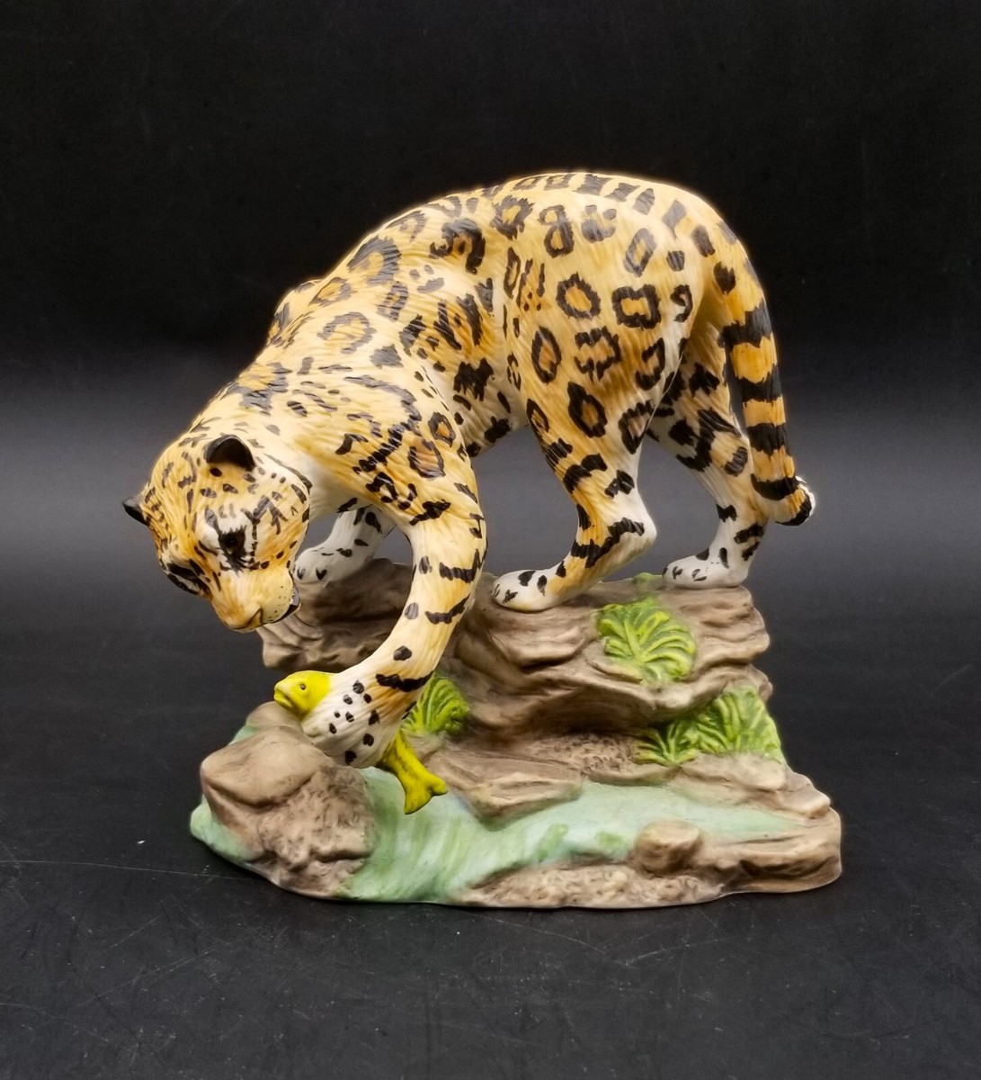 Franklin Mint ~ Great Cats Of The World ~ Porcelain Figurine