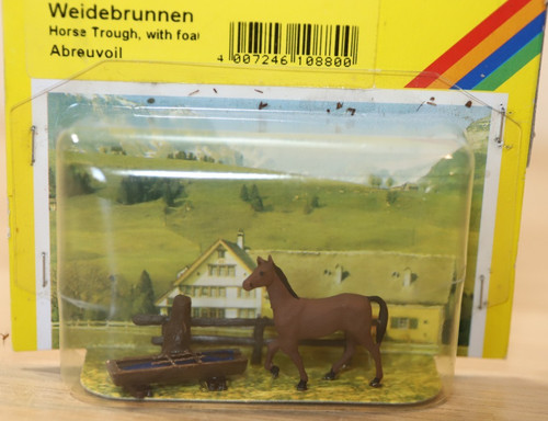 NOCH 10880, caballo, fuente de pasto, H0, 1:87 | Condition: Neu