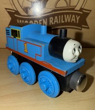 THOMAS  THOMAS FRIENDS TRAIN WOODEN RAILWAY 1992 STAPLES V1  VERSION 1 Skinny