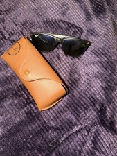 Ray-Ban Wayfarer Men's Sunglasses Black Plastic Frame Green Tinted Glass Case