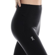 On Cloud Active Tights   Women  s Large   Black
