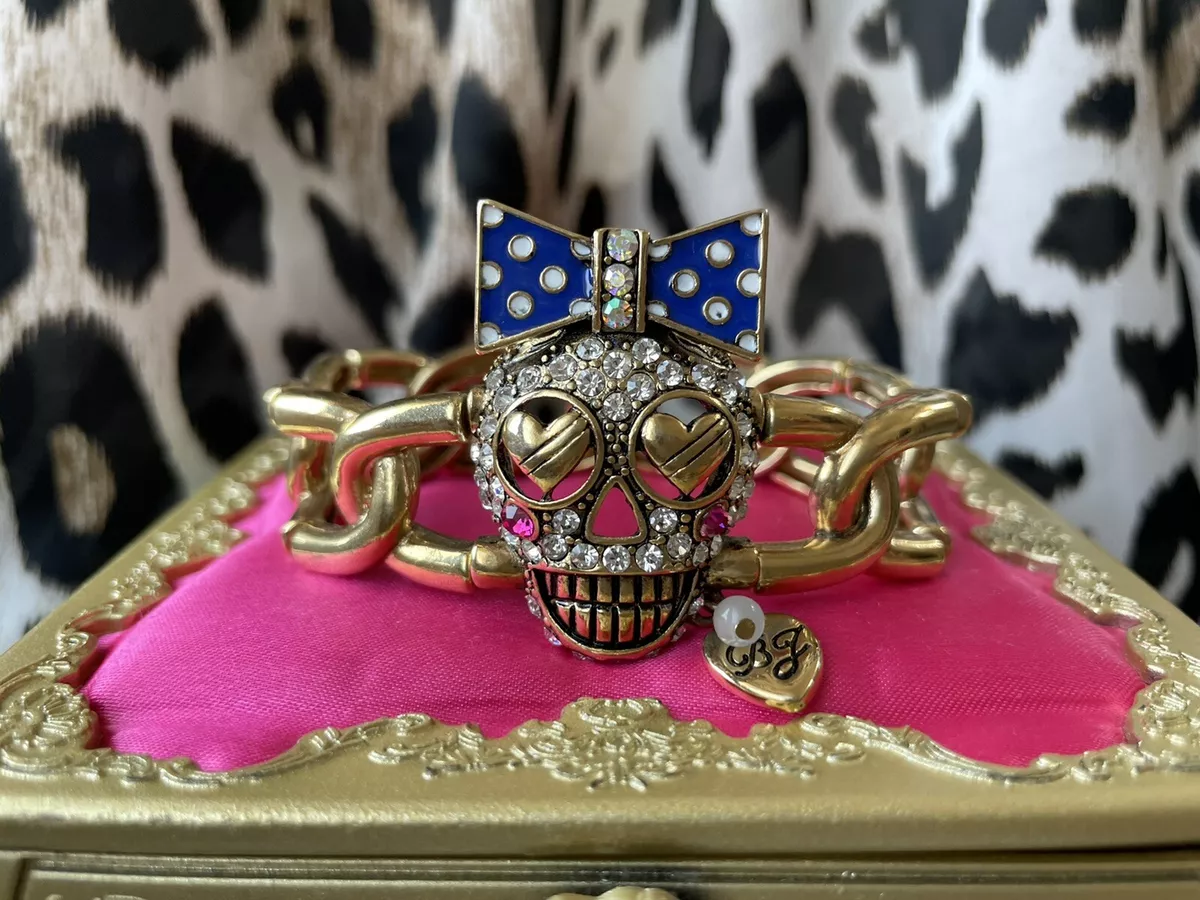 Betsey johnson skull bracelet online