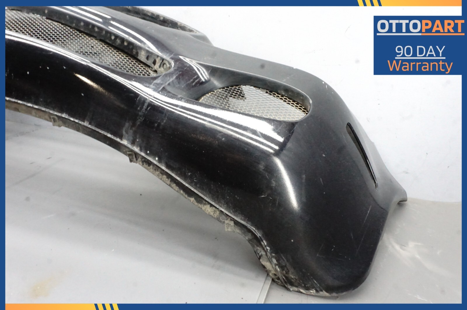 2003-2008 Maserati Quattroporte M139 Front Bumper Cover W/pdc Sensors LOT529 OEM