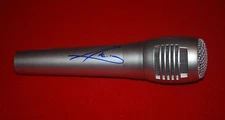 RAPPER AKON Signed Microphone Beckett COA BL16700