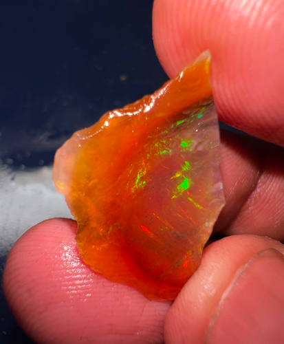 12 Carat Ethiopian Welo Opal Rough – Vivid Play of Color, Natural Opal Raw - Picture 3 of 6