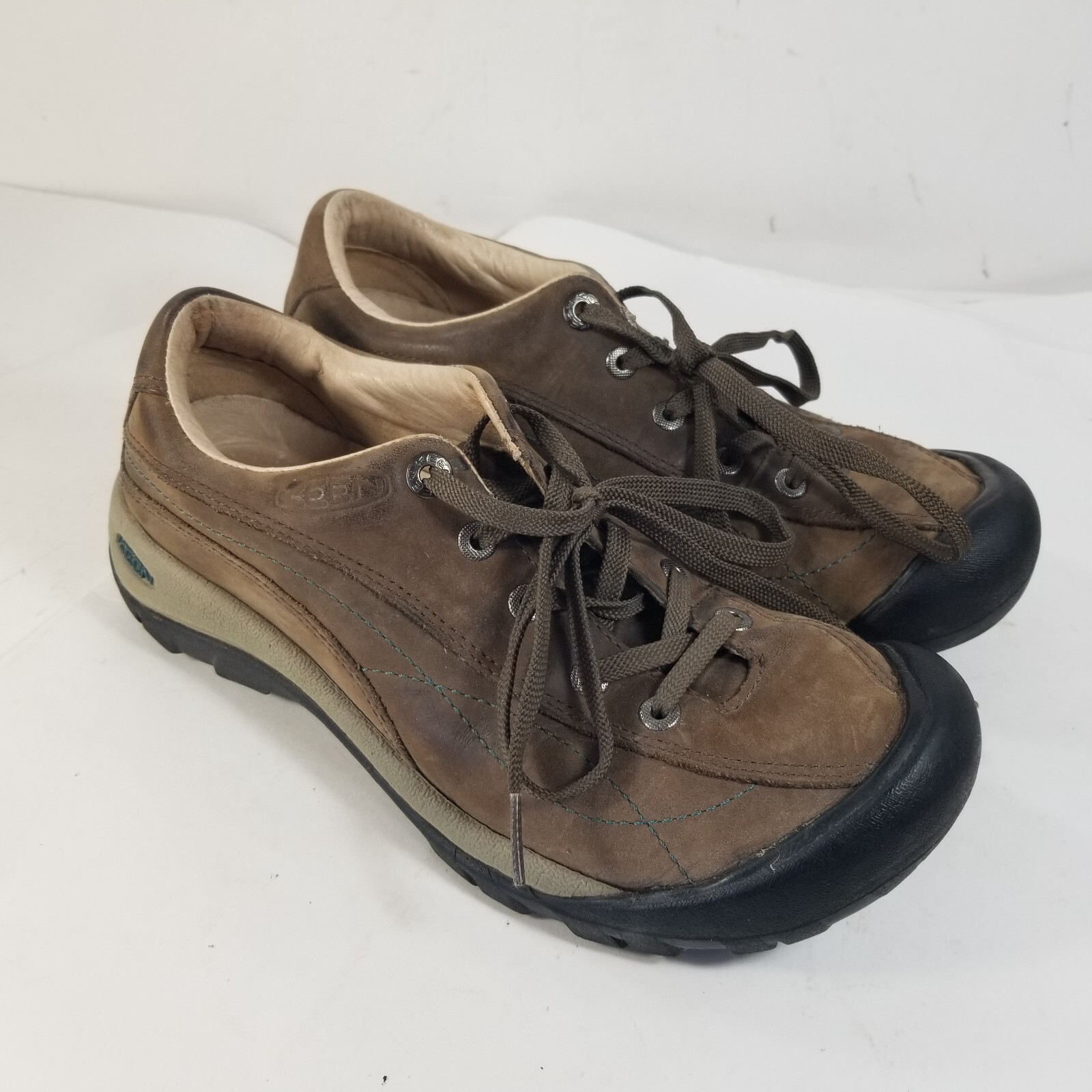 Scarpe da ginnastica casual Keen Toyah da donna taglia 7 in pelle marrone scarpe da trekking trail