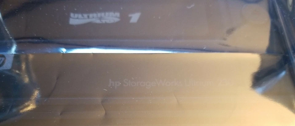 New HP StorageWorks Ultrium 230 LTO-1 Internal Tape Drive 301566-001 C7400-69301 - Image 2 of 3