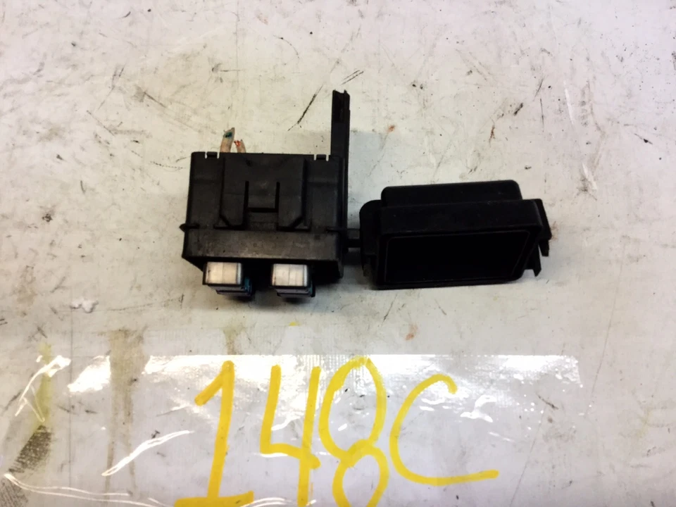 03 04 05 CAJA DE CONEXIONES RELÉ DE FUSIBLES PEQUEÑA BAHÍA DE MOTOR HONDA PILOT OEM 148C S Foto 2 de 4