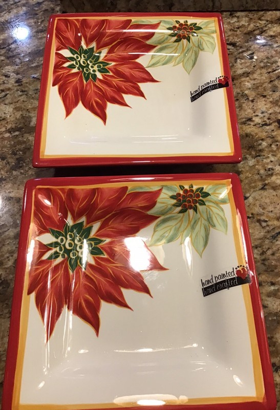 Tabletops Unlimited Celebration 8” Poinsettias 2 Salad Plates Christmas holiday