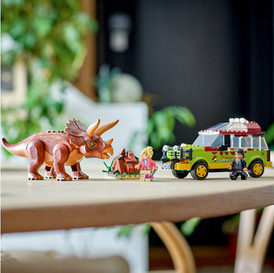 LEGO Jurassic Park 76959 Triceratops Research Dinosaur Jurassic