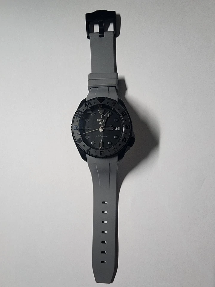 Reloj deportivo Seiko SRPD79 para hombre Foto 3 de 4