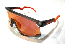 OAKLEY Bxtr Matte Grey Ink/Orange Shield Sunglasses OO9280-14 Authentic - New