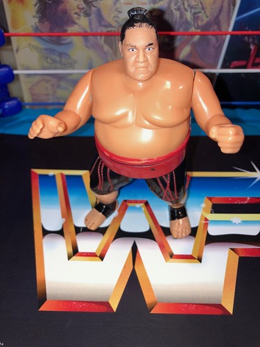 ACTION FIGURE Yokozuna Red Card (1994 Series 8) Ha...