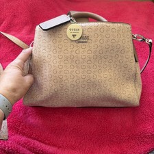 GUESS PURSE