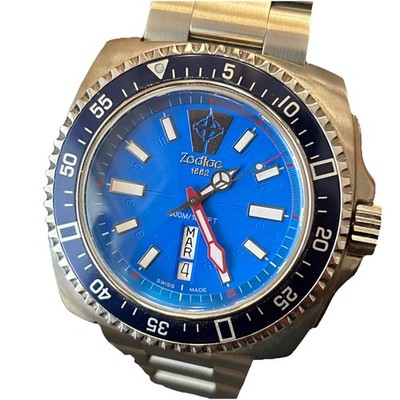 Zodiac V-Wolf Watch Vintage ZO2308 Quartz Movement 44mm Dial See