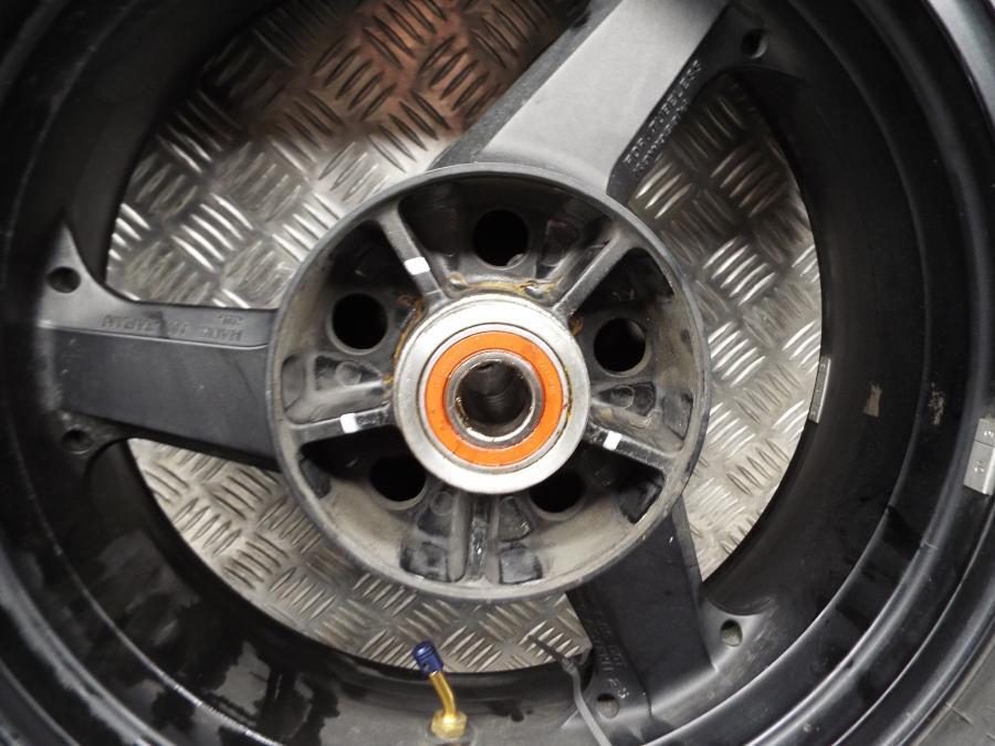 Kawasaki ZX12R ZX12 R A Series Rear Back Wheel 6.00 X 17 R1390