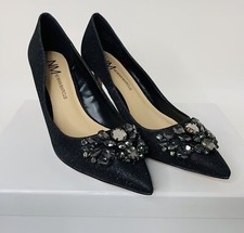 Neiman Marcus Womens Black Ruby Point-Toe Emb...