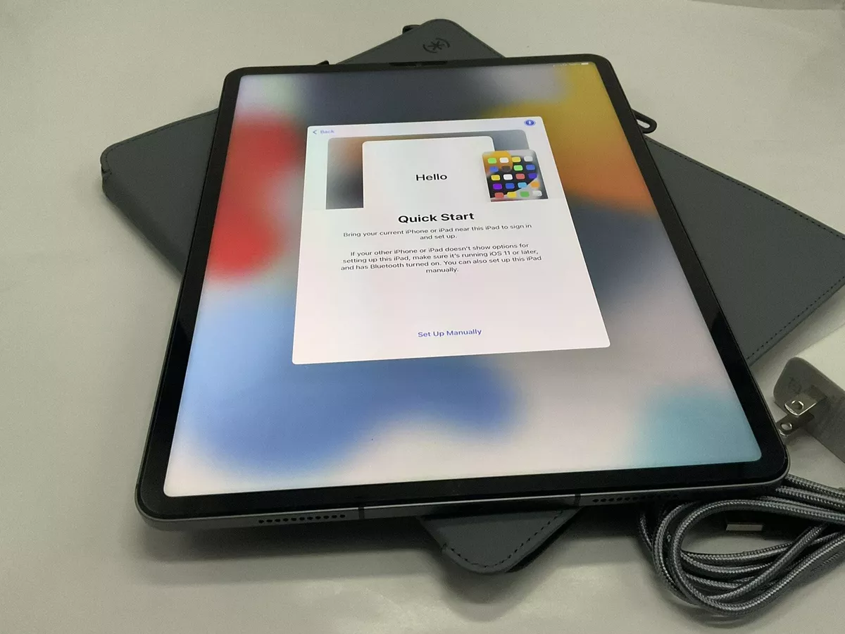 Apple M1 Chip Ipad A2379 Pro 5th Gen 128GB/Wi-Fi+5G AT&T/ 12.9