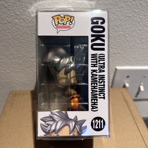 FUNKO POP DRAGON BALL SUPER 1211 ULTRA INSTINCT GOKU W KAMEHAMEHA NYCC 2022 CON - Imagen 2 de 6