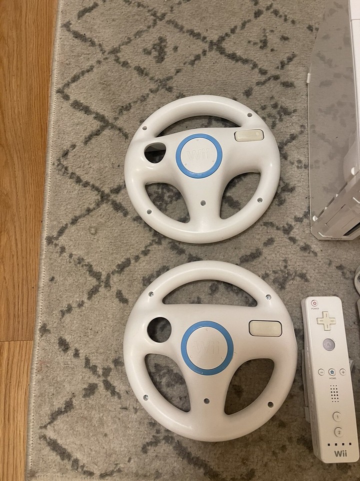 Nintendo Wii Console Mario Kart Wii Bundle White eBay