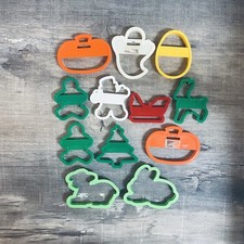 Lot Of 12 Plastic 1990s Wilton Holiday Christmas Easter Halloween Cookie Cutters