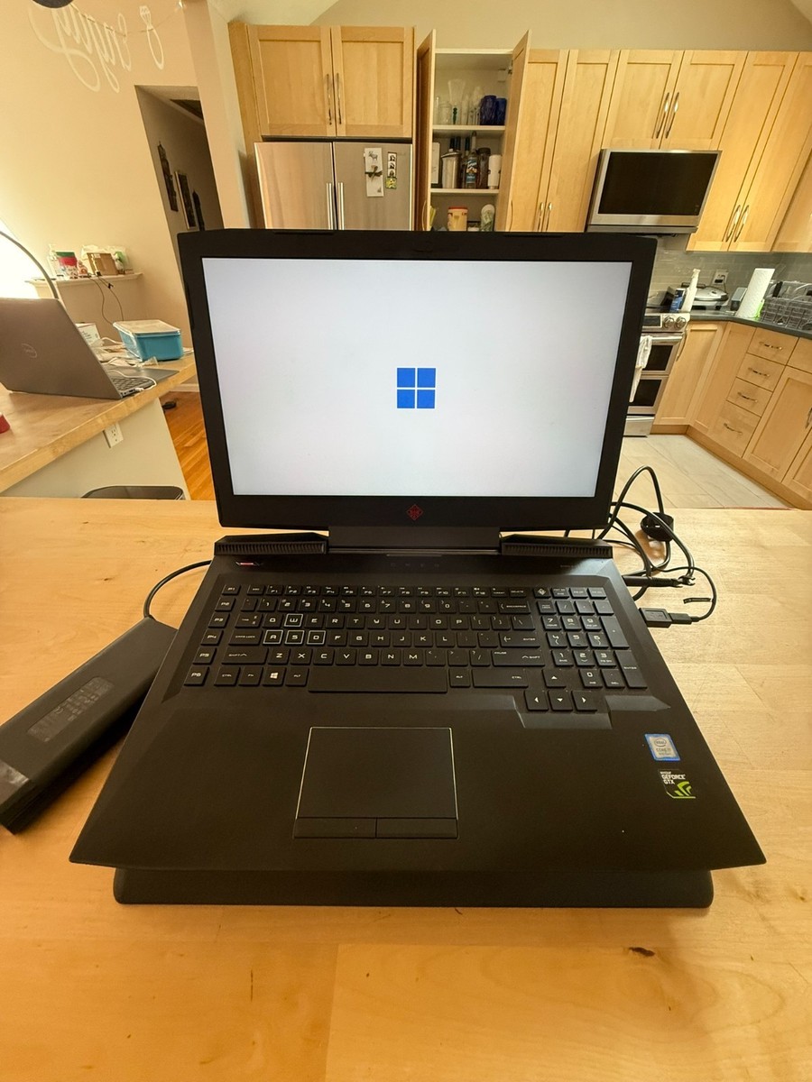 HP OMEN 17-AN198MS Gaming Laptop – i7-8750H GTX 1070 16GB RAM