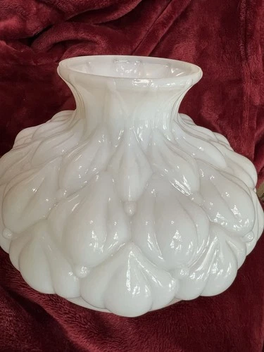 Vtg Milk Glass Style Puffy Quilted Pattern Lamp Shade