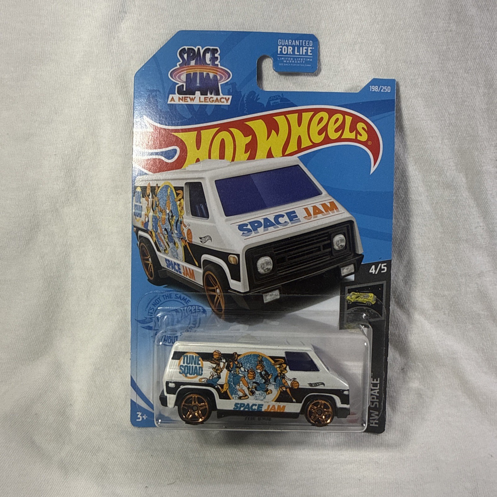 Hot Wheels 2021 Space Jam 70s VAN - HW Space 4/5 Tune Squad 198/250
