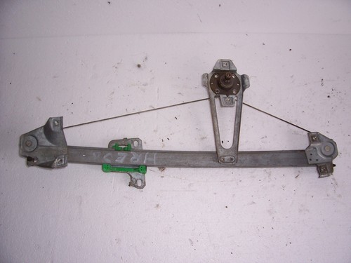 BMW 325i Kombi E30 3/1 : Fensterheber-Kurbelpatent hinten rechts