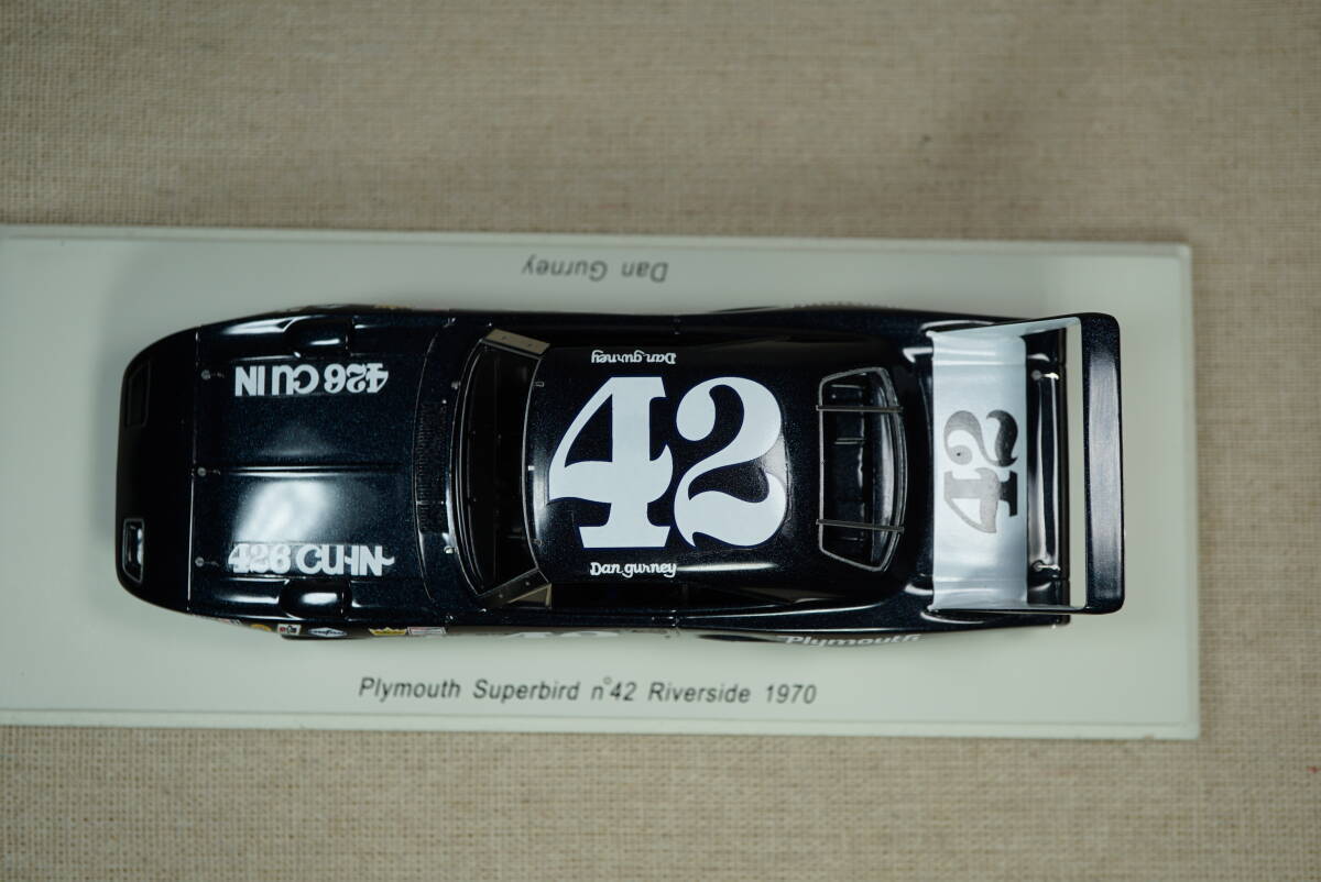 1/43 Nascar Dan Gurney Riverside Spark Plymouth Superbird 42 1/43 Nascar Dan Gurney Riverside Spark Plymouth Superbird 42