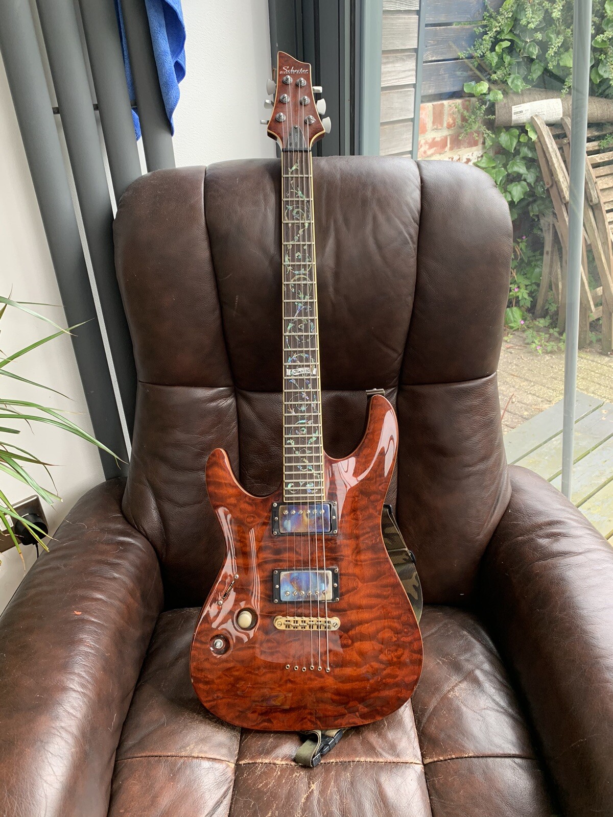 Schecter C-1 Classic