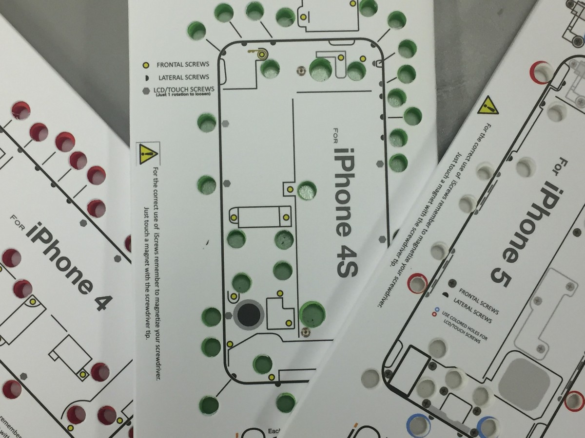 iScrews 3x Pack Organizer Tray Mat for iPhone 4S Holder