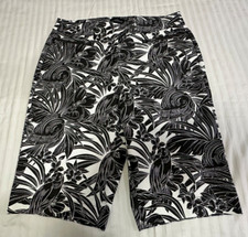 WHITE HOUSE BLACK MARKET WOMENS BERMUDA SHORTS SIZE 6