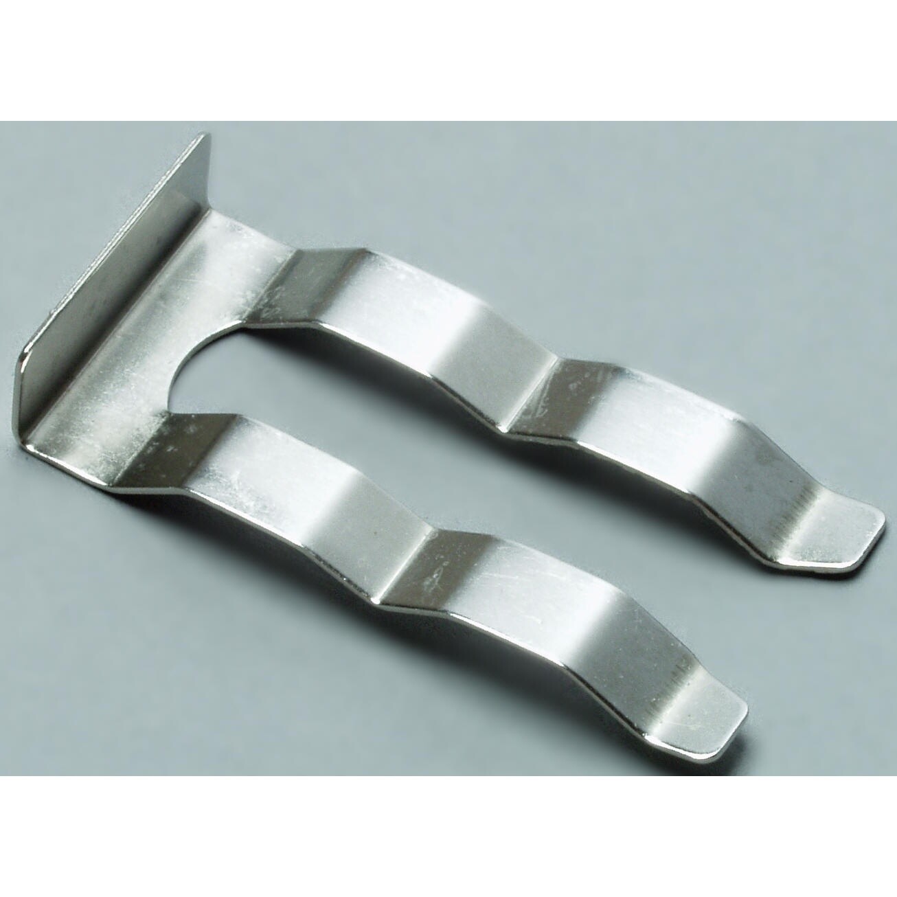 Single Piece Ceramic Element Fixing Clip