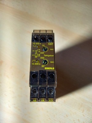 NEU in OVP, Eberle, SBT, Taktgeber Start Pause, 220V,  Best.-Nr.: 054530145400