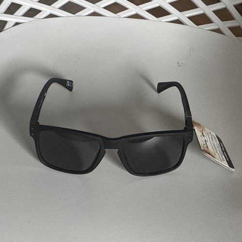 Gafas de sol clásicas negras mate polarizadas Panama Jack para hombre precio de venta sugerido por el fabricante $28 - Imagen 3 de 8