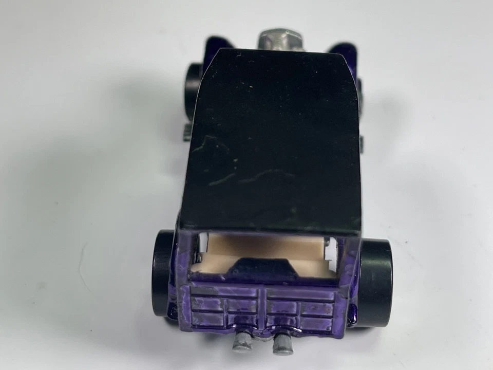 Ford Woody Restaurado/Personalizado Hot Wheels Redline - 1969 - 31 - Púrpura Foto 3 de 4