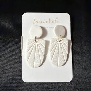 Taenickole Earrings