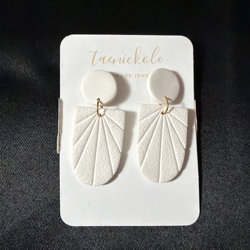 Taenickole Earrings