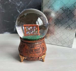 Taylor Swift Fearless Snow Globe | eBay