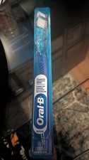 Oral B 00118335P0 TOOTHBRUSH - INDICATOR - SOFT / SOUPLE