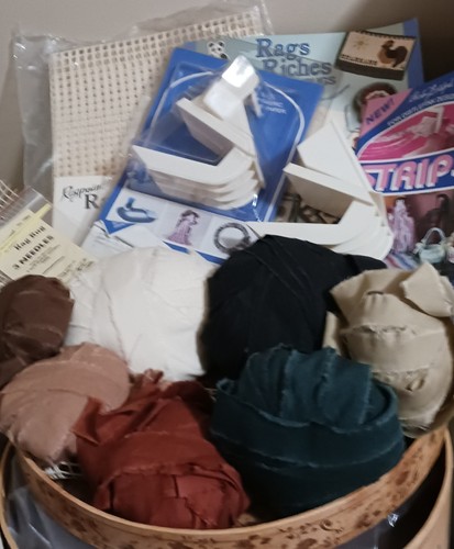Vintage Rag Rug Craft Supplies-Cloth Strips-Intructions Book-Stripper-Canvas Lot