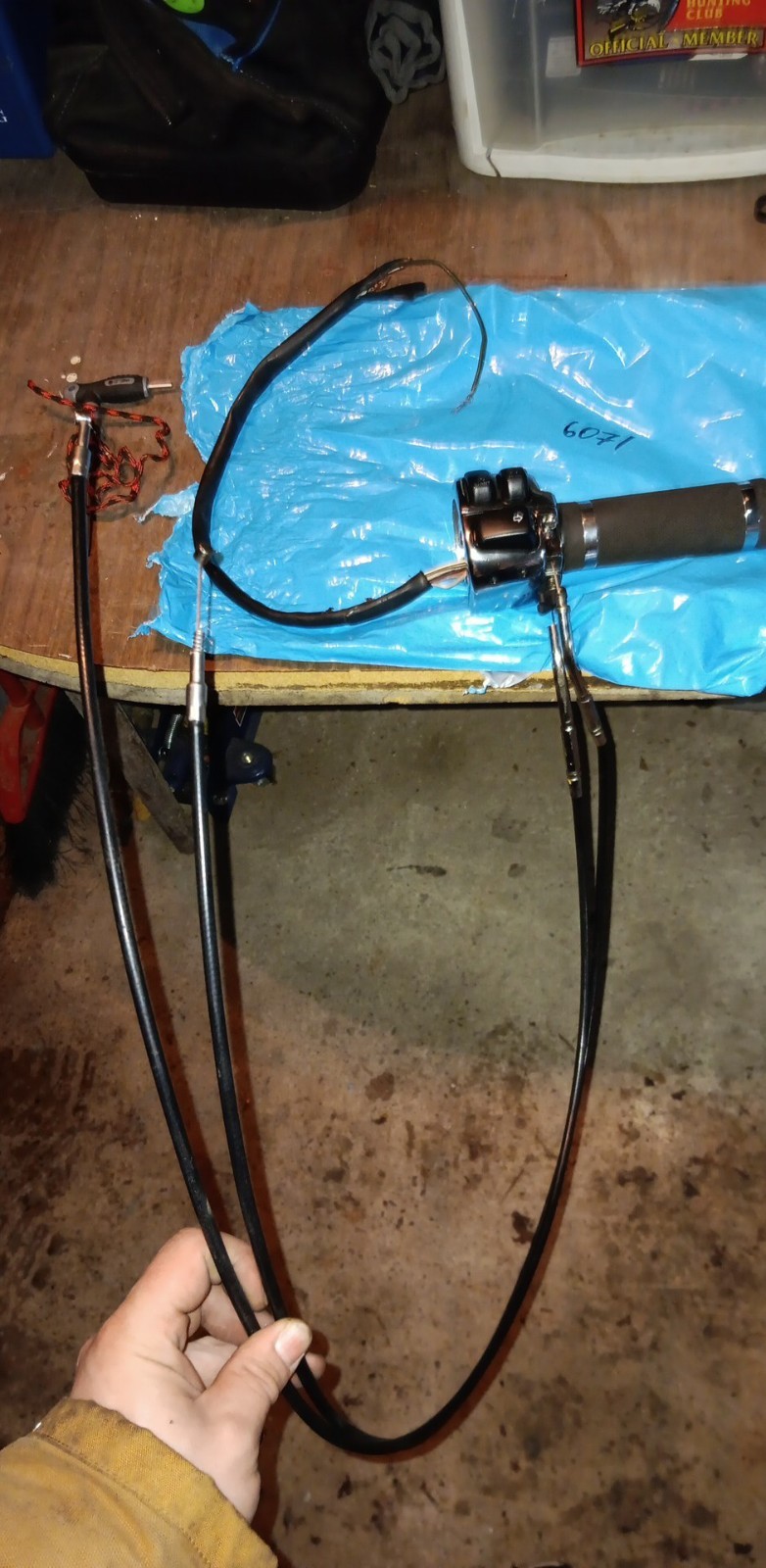 2001 Harley Softail FXSTDI Deuce OEM Right Engine Start Kill Switches Controls